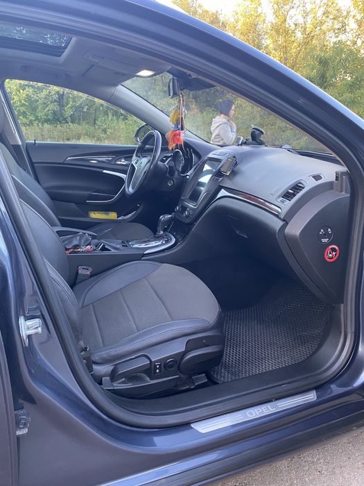 Продам автомобіль 2009 року