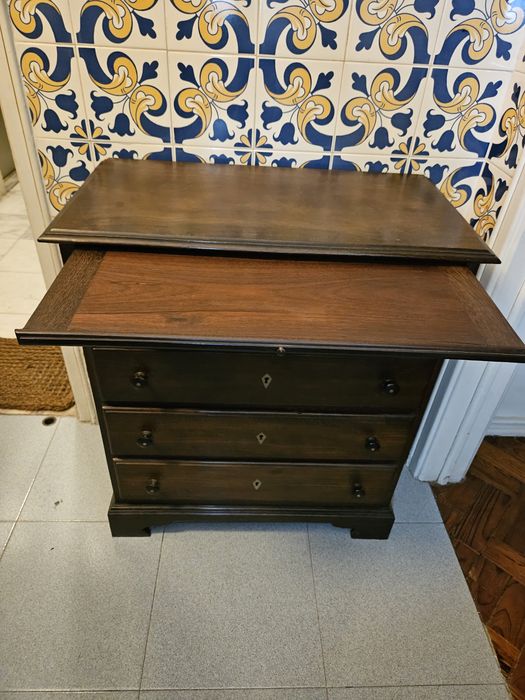 Mini cómoda estilo D. Maria