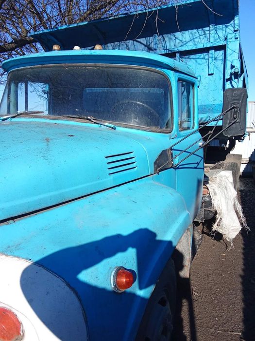 ЗІЛ 130 в доброму стані