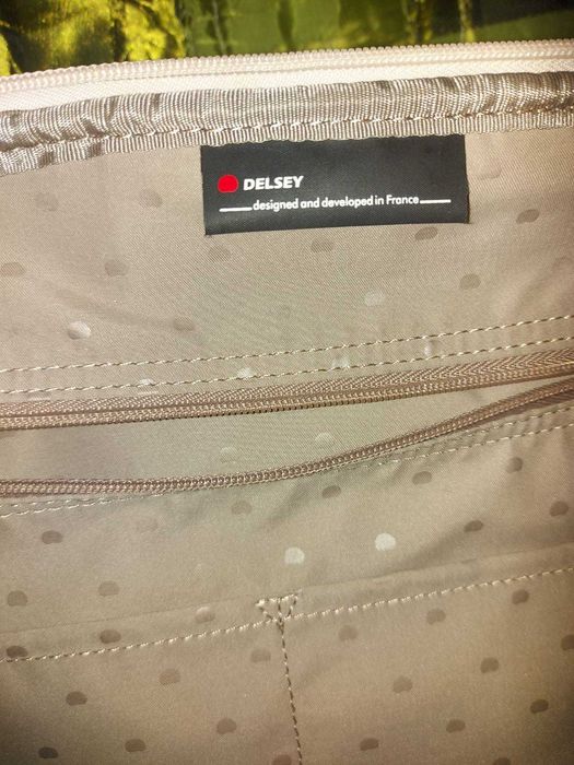 Bolsa Delsey nunca usada