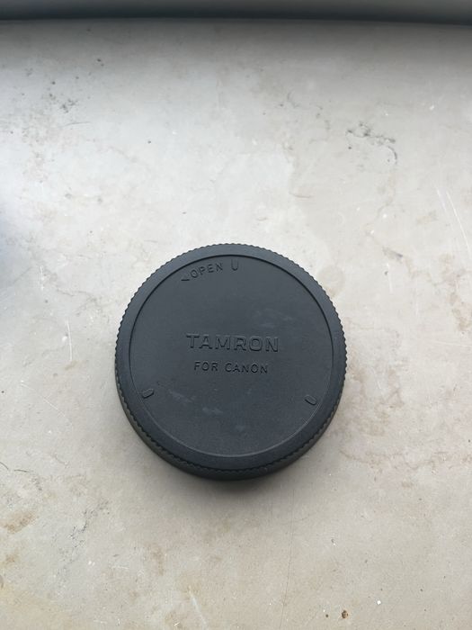 Tampa objetiva tamron