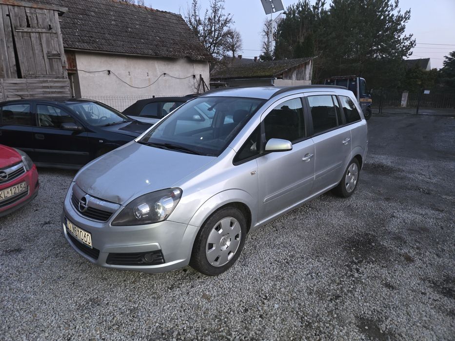 Opel zafira 1.8 benz gaz 7 osób