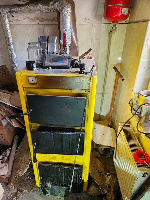 Виробничо-складське приміщення біля міжнародної автотраси Київ-Чоп...