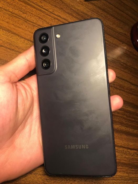 Samsung Galaxy s21 FE64738965700355124