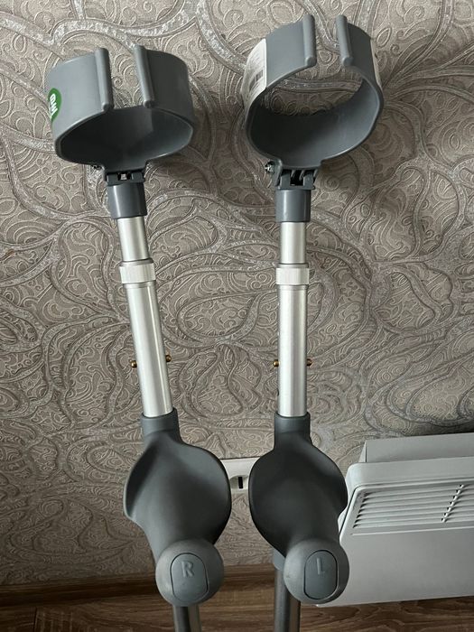 Костыли плечевые