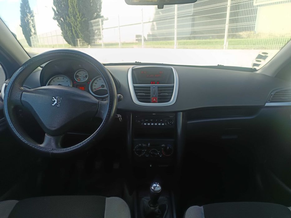 VENDO Peugeot SW carrinha  Gasolina 2009