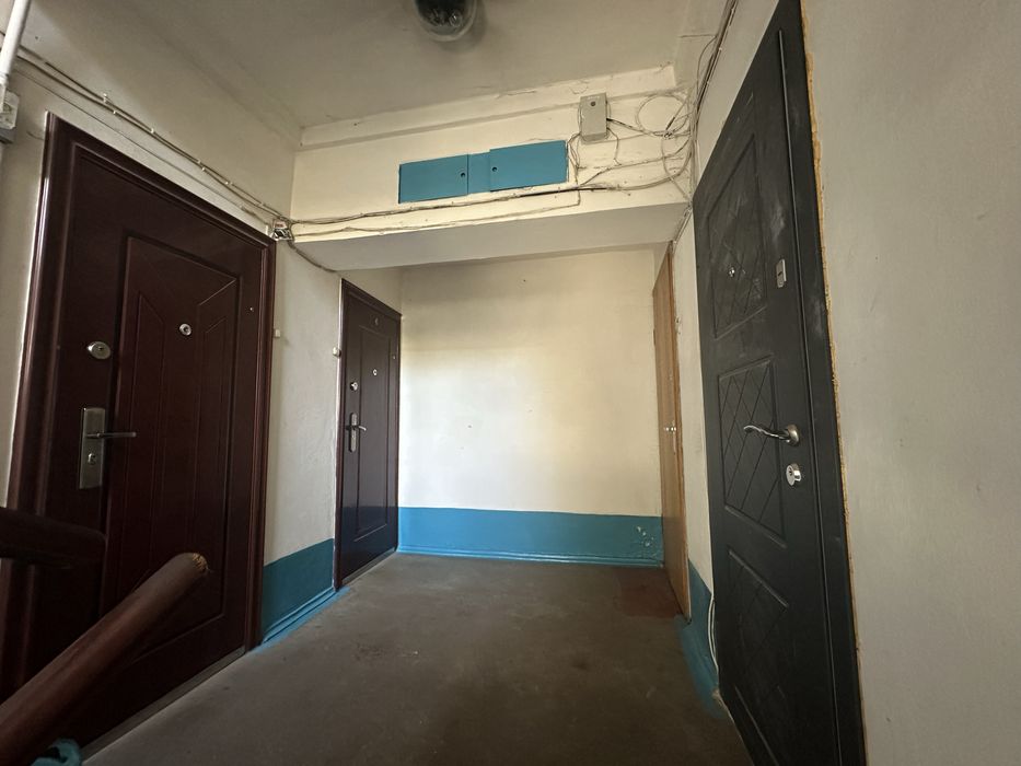 Продам 3-кімнатну квартиру  . Центр