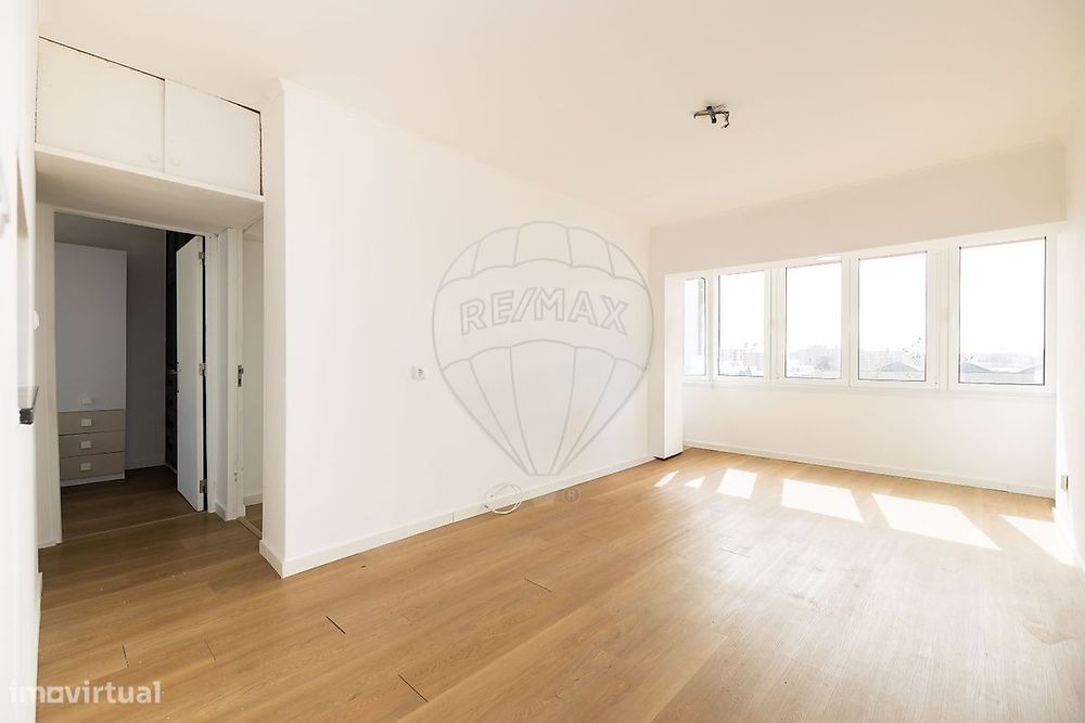 Apartamento T2 para venda — Olivais, Lisboa