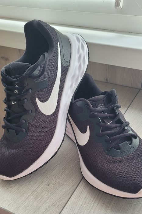Кросівки  легкі Nike