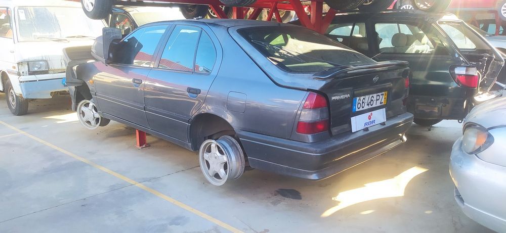 Nissan Primera P10