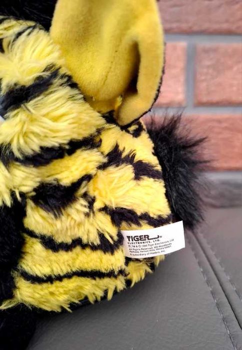 Oryginalny Furby interaktywna zabytkowa zabawka 1998 rok żółto czarny