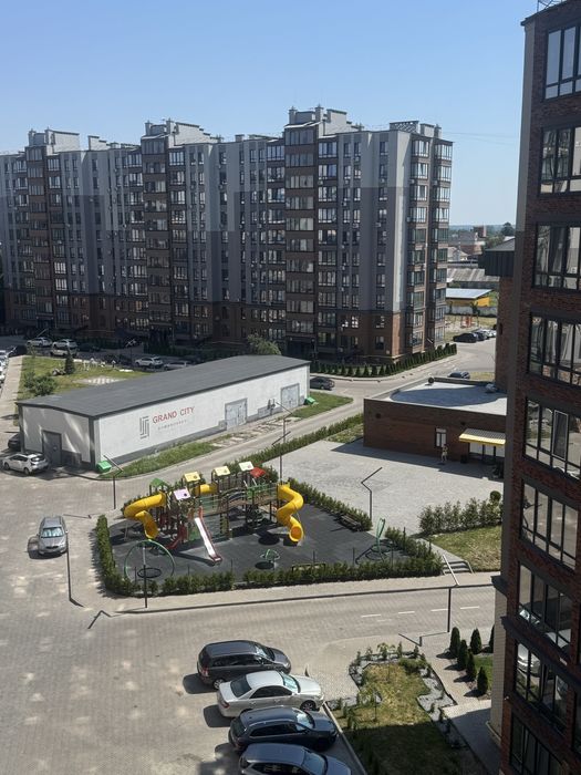 Продам 1-кімнатну квартиру в ЖК Гранд Сіті Домбровський