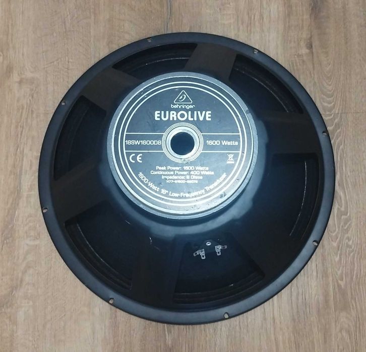 Behringer Eurolive 18SW1600D8 subwoofer niskotonowy bass sub głośnik