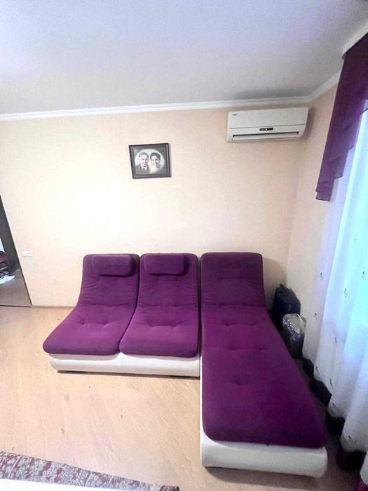 Диван кутовий розкладний 2300х1800мм. Стан як новий