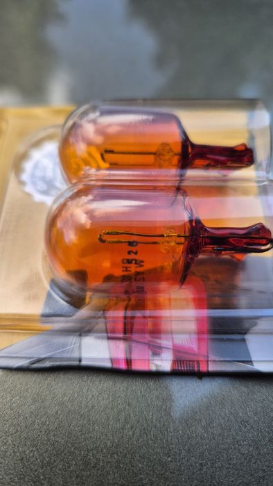 Żarówki WY21W barwa pomarańczowa