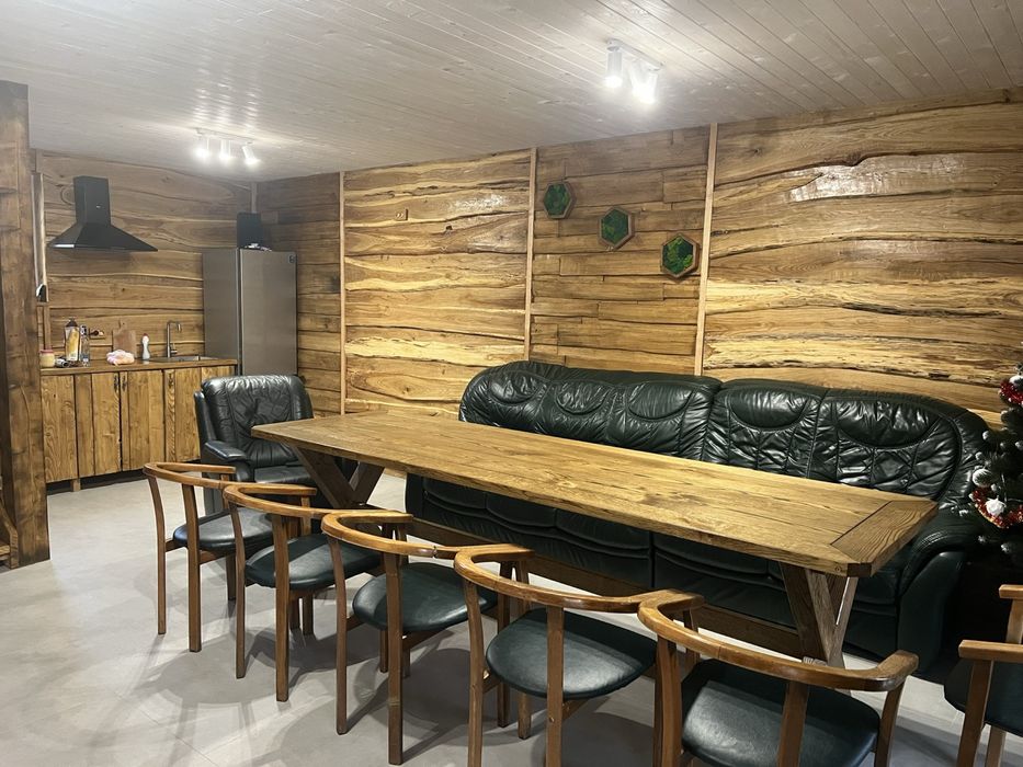 Затишний Будинок для відпочинку та святкування у Rest Family