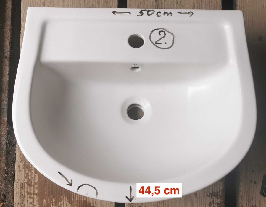 Umywalka starego typu - nr 2
