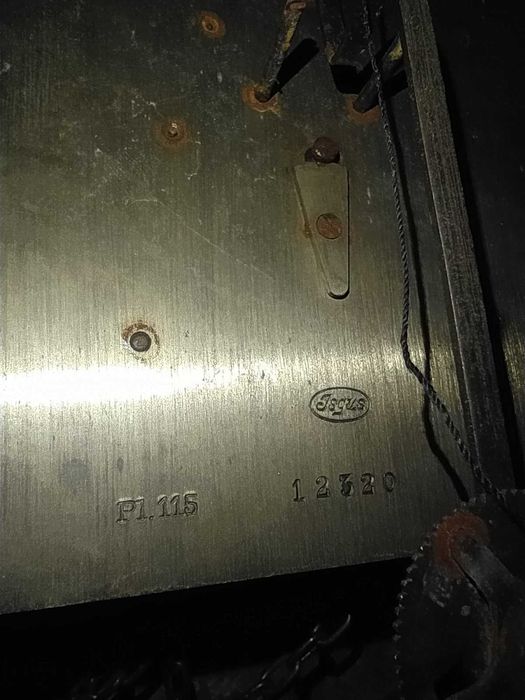 100 letni zegar stojący w stylu gdańskim.