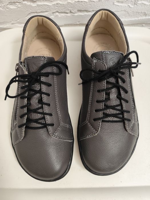 Anatomiczne buty . Ze skóry naturalnej
