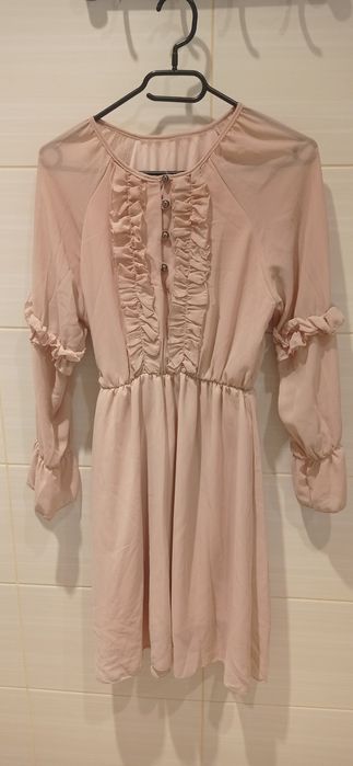 Różowa sukienka S