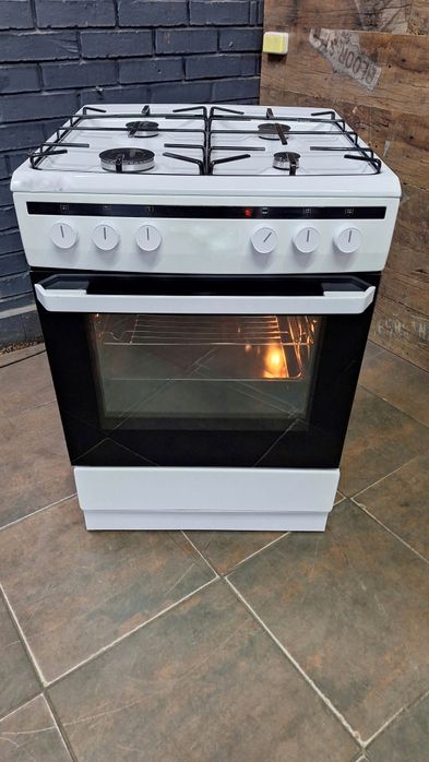 Газова плита: Indesit