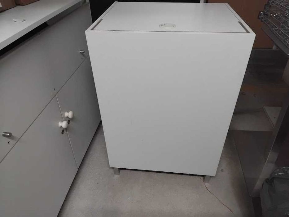 Móvel de Balcão para computador