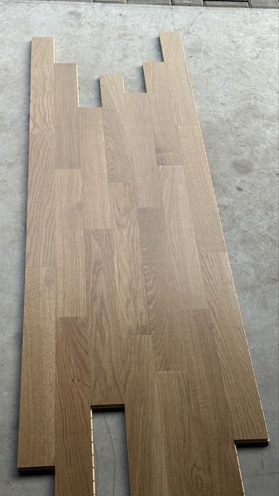 Parkiet dębowy, lakierowany, OUTLET 39m2