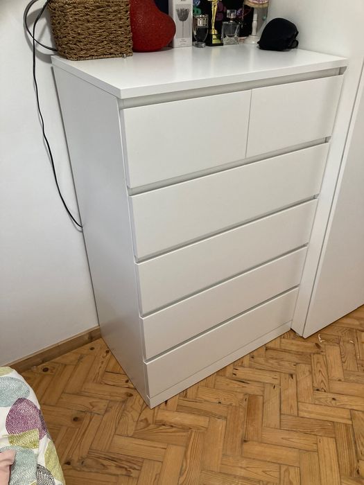 Cómoda Grande IKEA