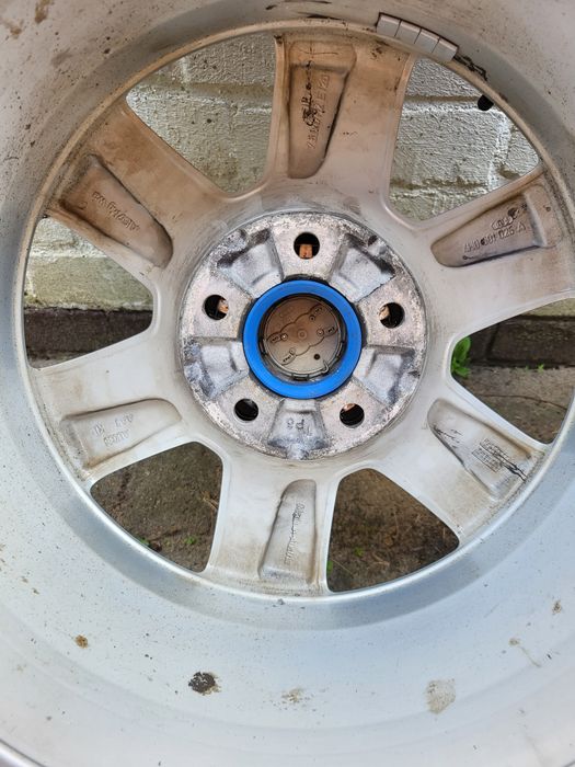 Felgi Audi 17" 5x112 Opony zimowe 235/60/17