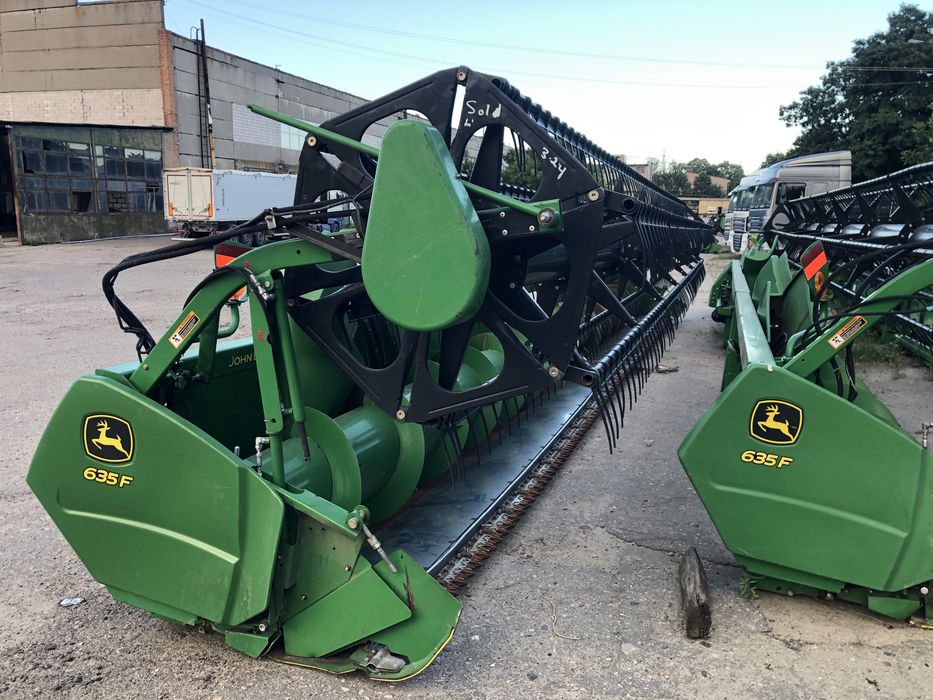 CLAAS Lexion CAT 570 Новий ДВИГУН