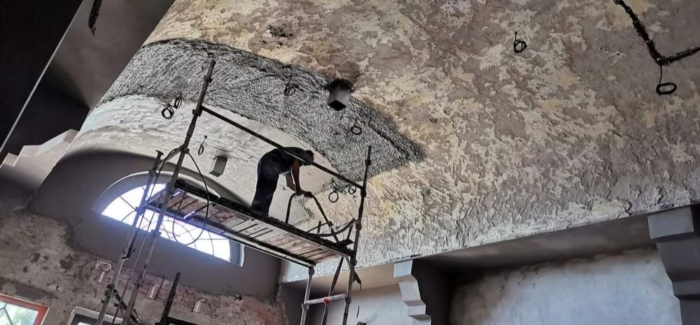 ! Tynki Maszynowe gipsowe oraz cementowo wapienne i Posadzki Mixokret