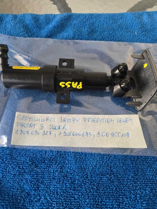 Spryskiwacz lampy przedniej lewej VW PASSAT B6 2008