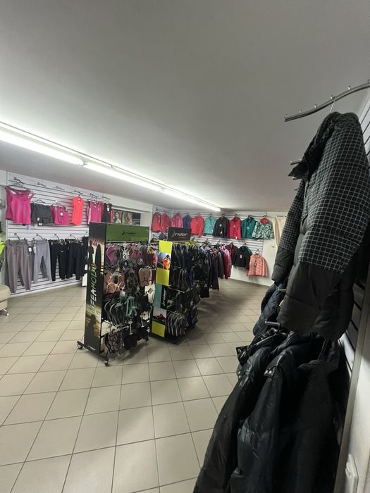 Готовий діючий бізнес Магазин одягу і взуття