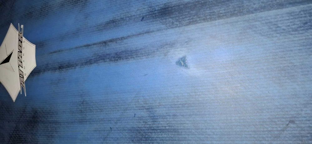 Deska windsurfingowa stylizowana na isonic 2021