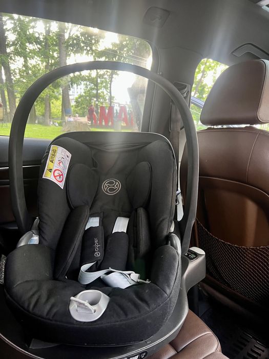 Автокрісло Cybex Cloud T i-Size + Base T Isofix + адаптери