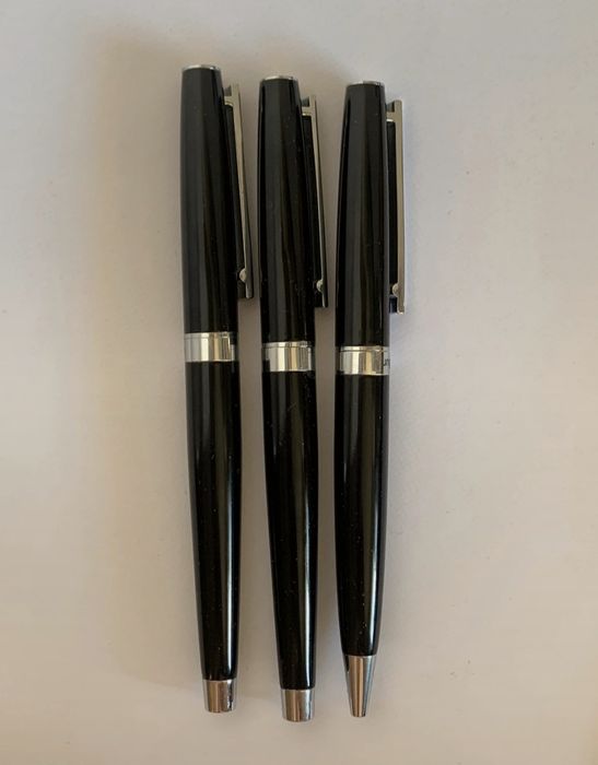 UNGARO cada 20€ são  3 modelos