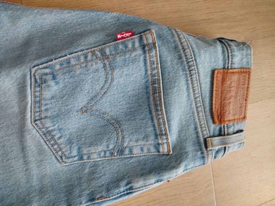 Spodnie dzwony leVis