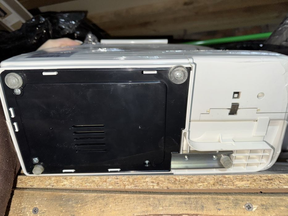 Машинка швейная minerva