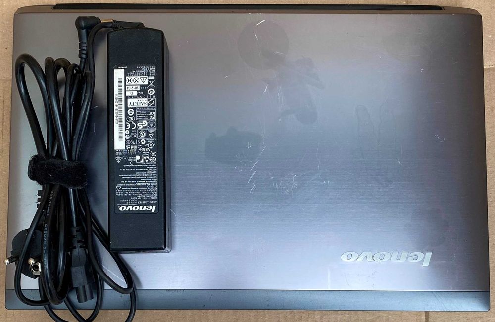 Ігровий Ноутбук Lenovo V570 i5-2520M RAM 8Gb HDD 500G GeForce 540M 2Gb