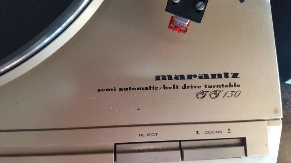 Gira discos Marantz