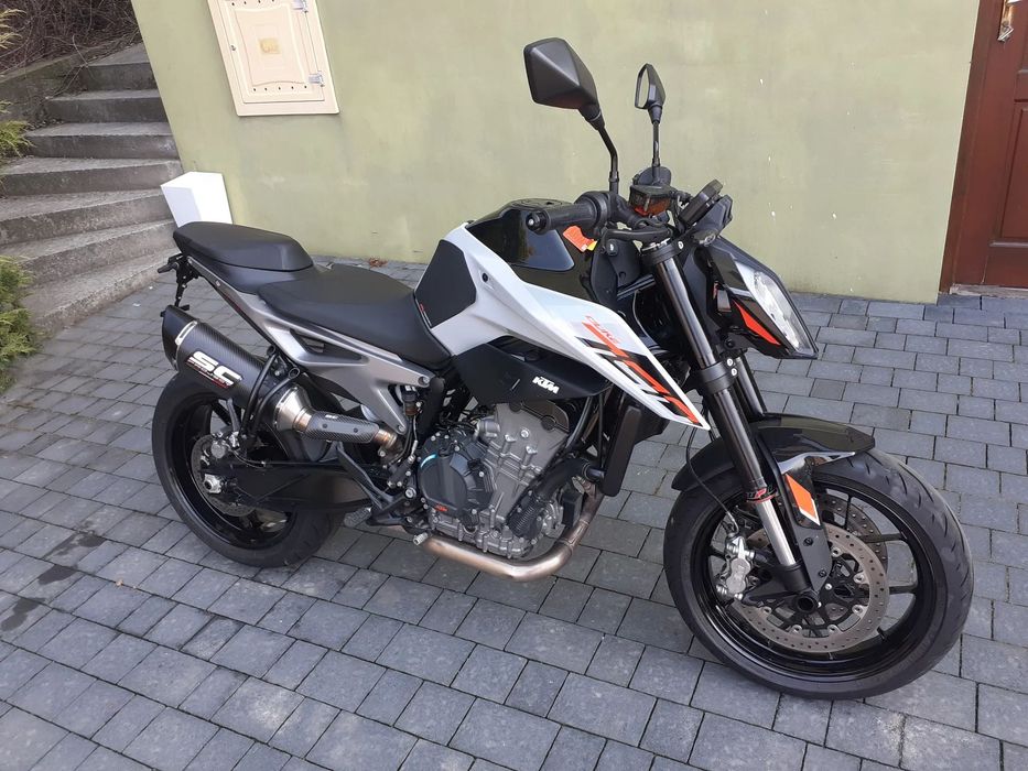 KTM Duke piękny KTM 790 z 2023 roku na A2 przebieg 11942 km. z Niemiec