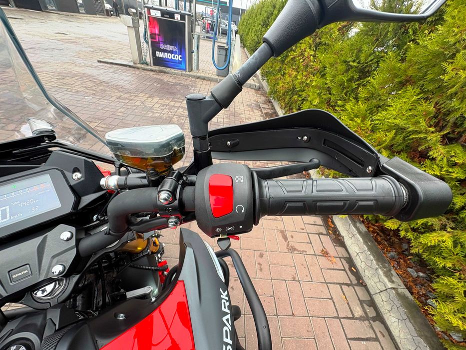 Мотоцикл Spark SP300T-3