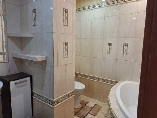 Do wprowadzenia  80,50m2 , 2 p. ul. Próżna