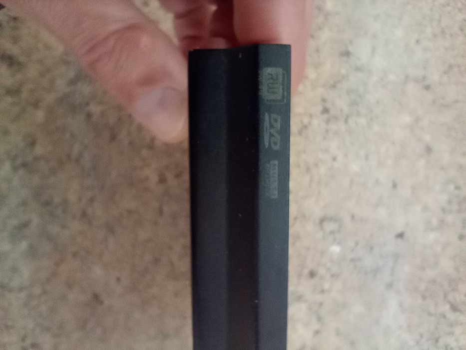 Дисковод H-L Data Storage Super Multi DVD Rewriter