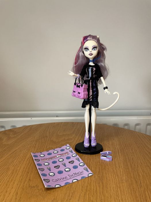 Кетрін Catrine DeMew Monster High
