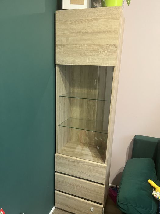 Szafka/witryna z półkami