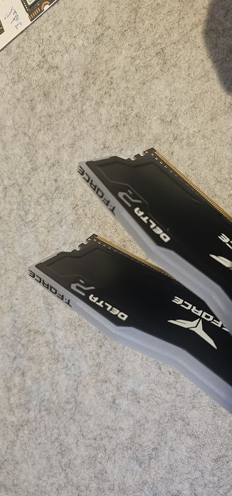 RAM T-Force Delta RGB 16GB (2x8GB) DDR4 3200MHz CL16 – Gaming