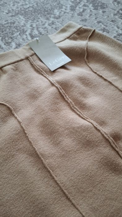 Женская юбка от  LeGer