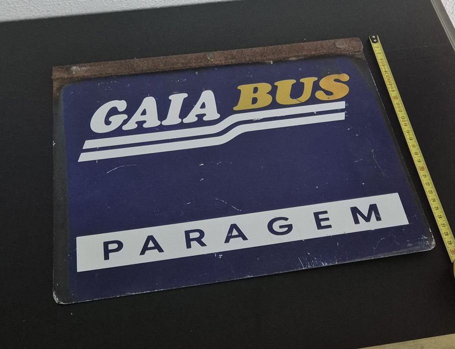 Placa antiga de Paragem de Autocarros GaiaBus