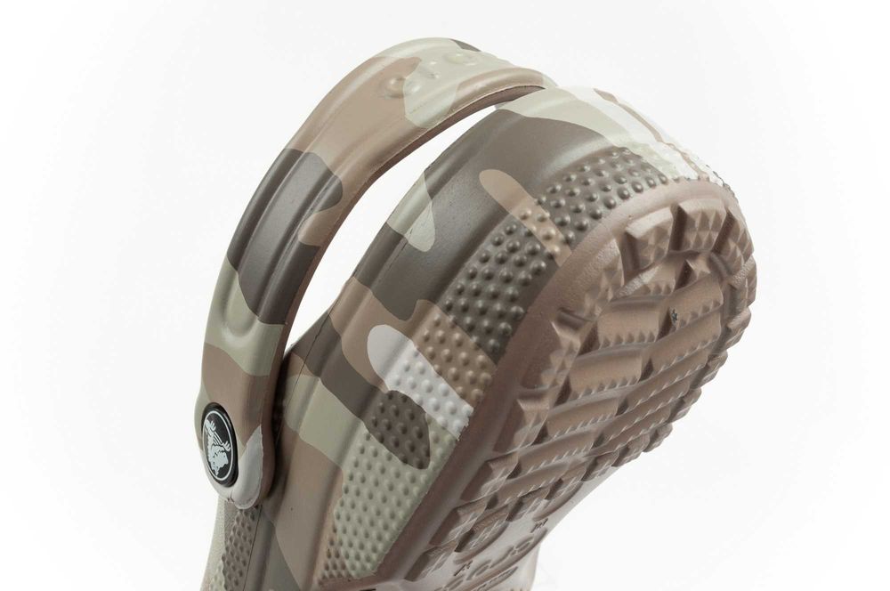 Buty klapki sandały chodaki Crocs Classic Printed Camo Clog r. 36-49